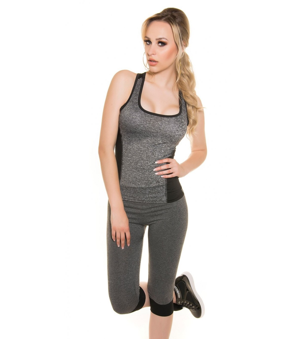 Koucla black workout top