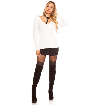 Koucla white rivet-decorated choker knit