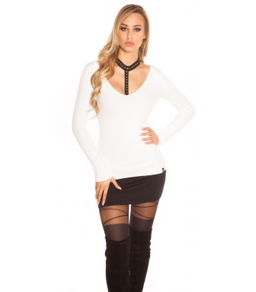 Koucla white rivet-decorated choker knit
