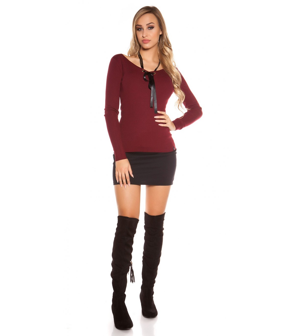 Koucla burgundy star-striped knitwear