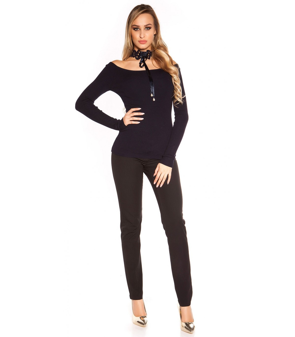 Koucla tummansininen off-shoulder pitsichoker neule