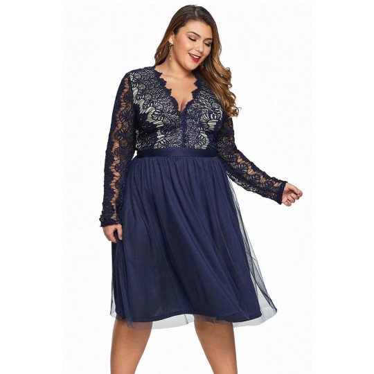 Blue long sleeve skater...