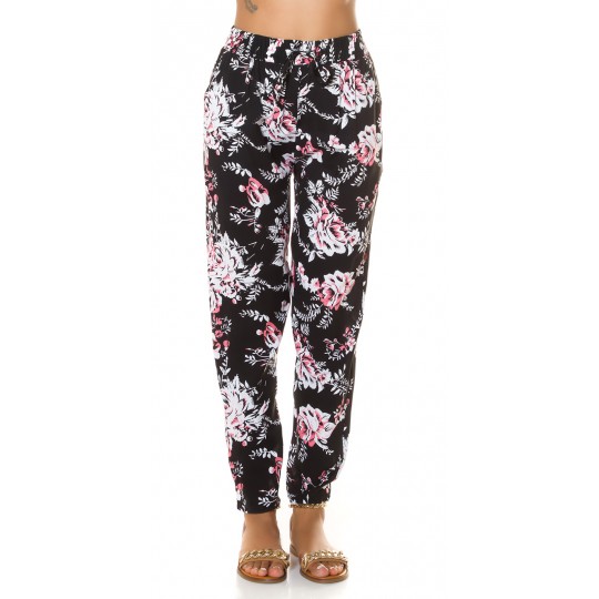 Mustat ruusukuvioiset...