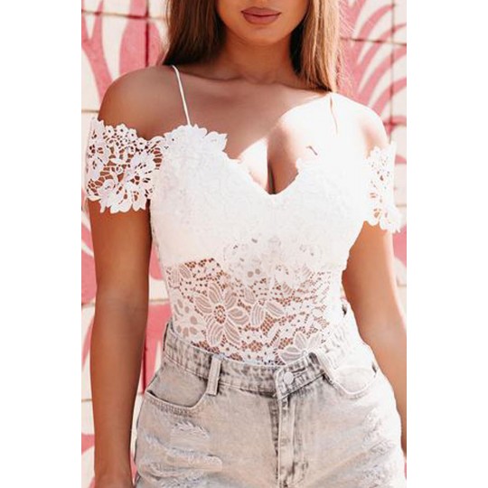 Vit off-shoulder lacebody...