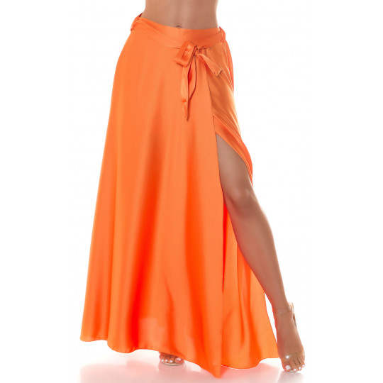 Koucla orange satin look...