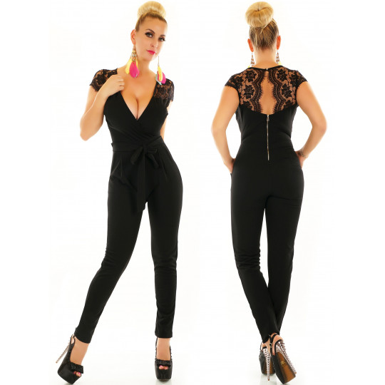 Musta pitsikoristeinen...