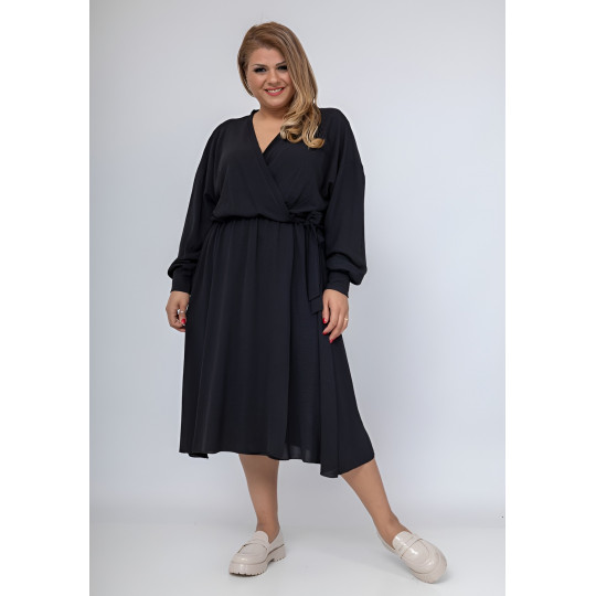 Kazaka musta pitkähihainen...