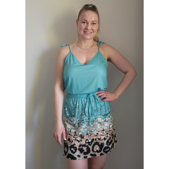 Green summer dress with leo...