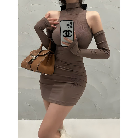 Ruskea poolominimekko...